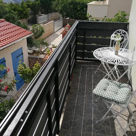 Apartments Lanterna Razanac