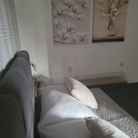 Apartment Lanterna Ražanac