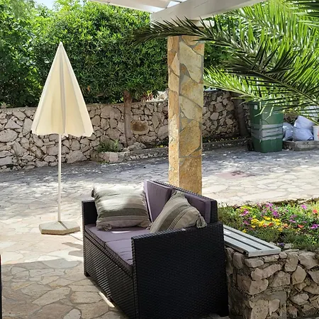 Lanterna Apartment Ražanac