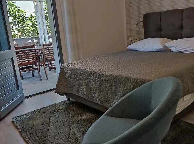 Lanterna Διαμέρισμα Ražanac